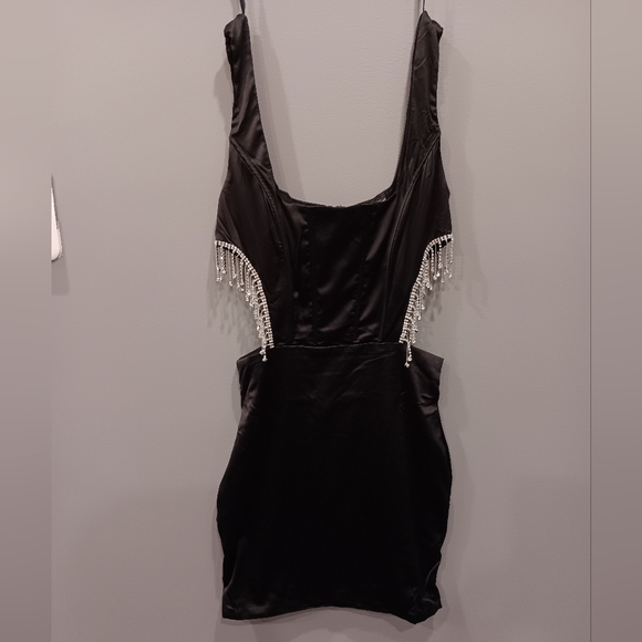 Windsor Glam Stunning Rhinestone Trim Minidress - Picture 9 of 12